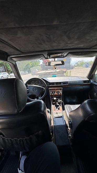 мерс 124 дверные карты: Mercedes-Benz W124: 1992 г., Седан — 5