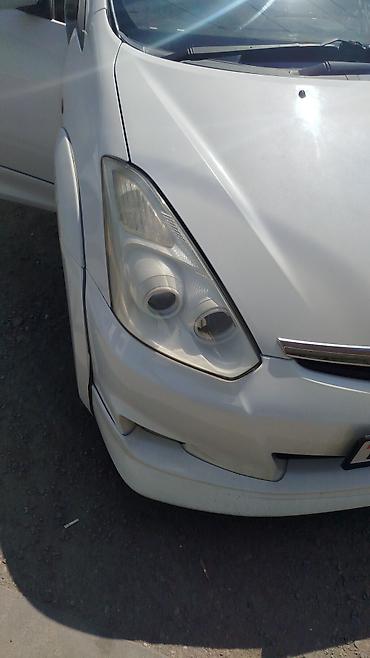 mini gps tracker: Toyota WISH: 2003 г., 1.8 л, Автомат, Бензин, Минивэн — 3