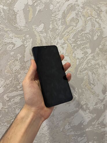 Samsung Galaxy A30, 32 ГБ, цвет - Серебристый, Отпечаток пальца