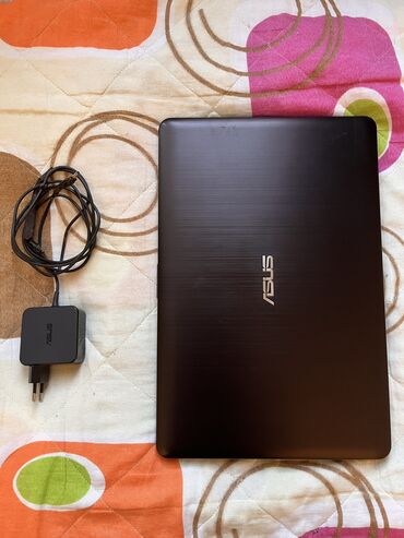 asus notebook: AMD E, 4 GB
