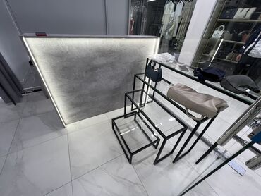 Стеллажи: Стеллажи для бутика одежды Кронштейны для бутика одежды Торговое at lalafo.kg — 6 Стеллажи: Стеллажи для бутика одежды Кронштейны для бутика одежды Торговое — 6