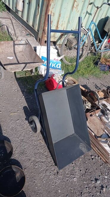 Тачки: Мощная бодрая тачка .тачка самосвал.мощный кузов мощные колеса.ход — 10