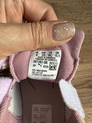 nike react: Состояние новых. Детские кроссовки PUMA для девочки - Застежка: два — 4
