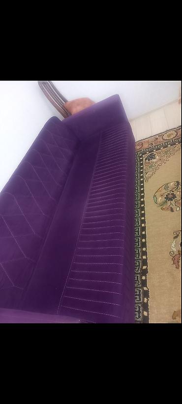 divan islenmis: Divan, İşlənmiş, Açılmayan, Bazasız, Vеlur parça, Çatdırılma yoxdur — 1