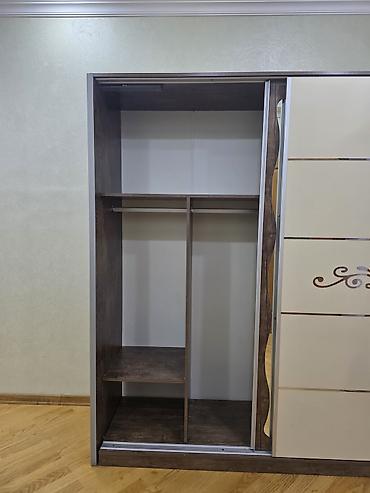 Dolablar: Sürüşən qapılı böyük gardırob - Material: laminat/LDSP karkas, tünd — 2