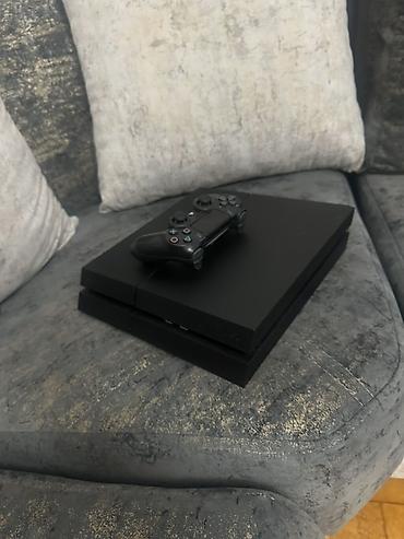 playstation irşad: 🎮 PS4 Fat 500 GB satılır ✅ İdeal vəziyyətdə ✅ 9.00 proşibka stabil ✅ — 2