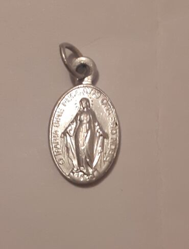 gümüş üzükler: Katolik “Möcüzəli Medal” asqısı - Material: metal rəngli (gümüş