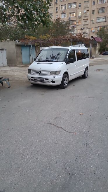 maşın mercedes: Mercedes-Benz Vito: 2.2 l | 2000 il Mikroavtobus