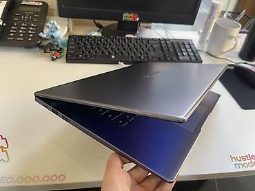 huawei noutbuk: Salam təcili olduğu üçün bu qiymətə satılır. 15.6 Full HD böyük ekran — 3