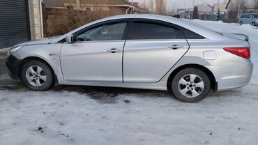 купить шины бу в бишкеке: Hyundai Sonata: 2010 г., 2 л, Автомат, Газ, Седан
