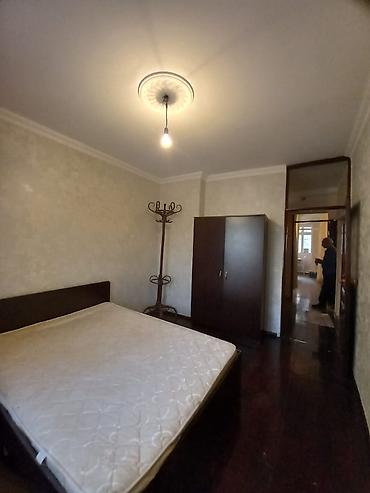 Mənzillər: Bakı, 2 otaqlı, Köhnə tikili, 70 kv. m — 8