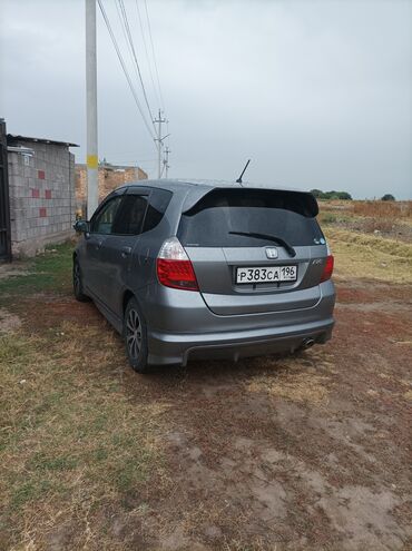 Honda: Honda Fit: 2004 г., 1.3 л, Автомат, Бензин