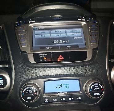 sensorlu: Hyundai Ix35 avtomobilinin orginal zavodskoy monitoru. Bütün — 2