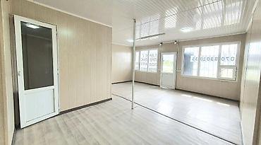 Продажа помещений свободного назначения: Продаю готовое коммерческое помещение 30м2 под БИЗНЕС (аптека, салон — 4