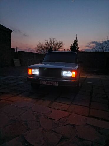 xacmaz masin satisi: VAZ (LADA) 2107: 1.6 l | 2003 il 265000 km Sedan