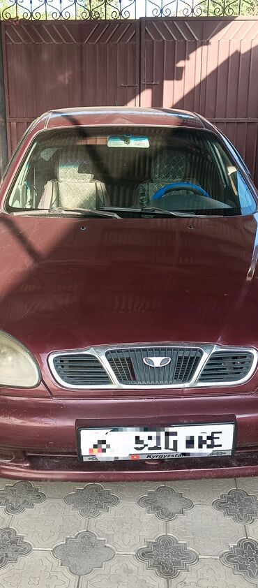 Daewoo: Daewoo Lanos: 1997 г., 1.5 л, Механика, Бензин, Седан