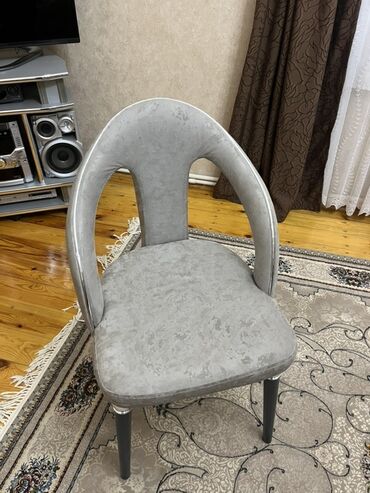 Masa və oturacaq dəstləri: Qonaq otağı üçün, Oval masa, 6 stul — 7