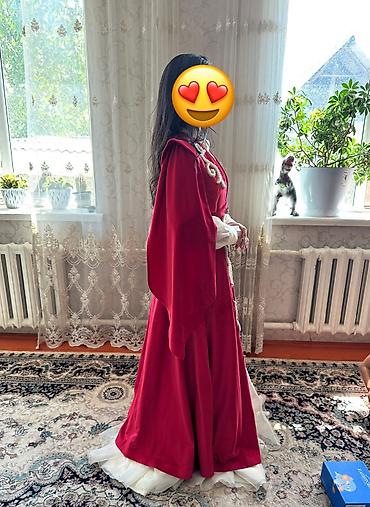 stud 5000: Продаётся национальное платье 👗 Надевала всего один раз, состояние — 2