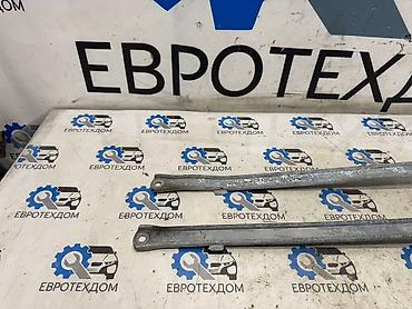 erec m8: Распорка передних стоек Mercedes-Benz, Б/у, Оригинал — 2