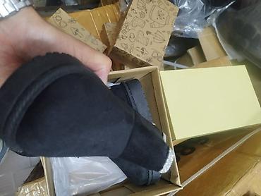 Ugg obuća: 2800 din. 26-36. L — 10