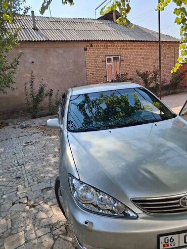 рассмотрю обмен: Toyota Camry: 2005 г., 2.4 л, Автомат, Бензин, Седан