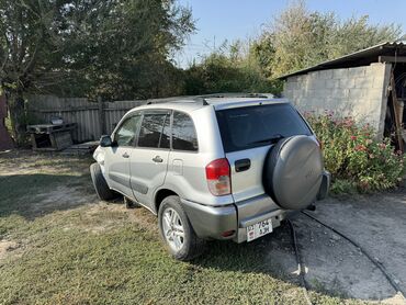 Toyota: Toyota RAV4: 2002 г., 2 л, Автомат, Бензин, Кроссовер