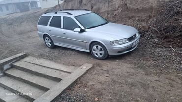 Opel: Opel Vectra: 1999 г., 1.8 л, Механика, Бензин