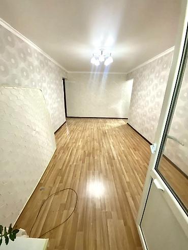 888: 3 комнаты, 58 м², 6 мкр 104 серия, 2 этаж, Косметический ремонт — 3