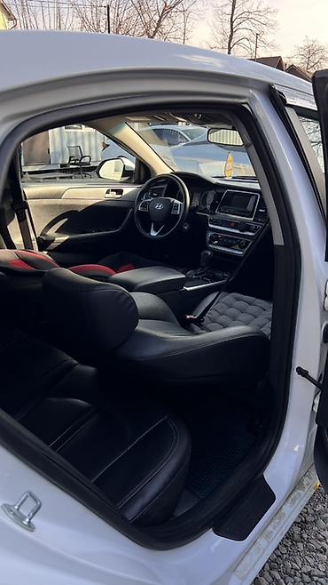 Hyundai: Hyundai Sonata: 2019 г., 2 л, Автомат, Газ, Седан — 7