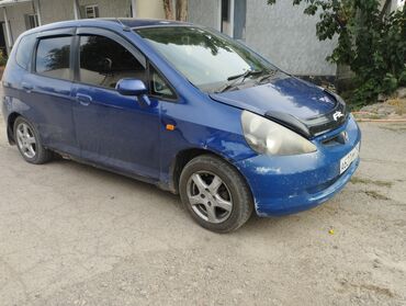 фит новый: Honda Fit: 2002 г., 1.3 л, Вариатор, Газ, Хэтчбэк