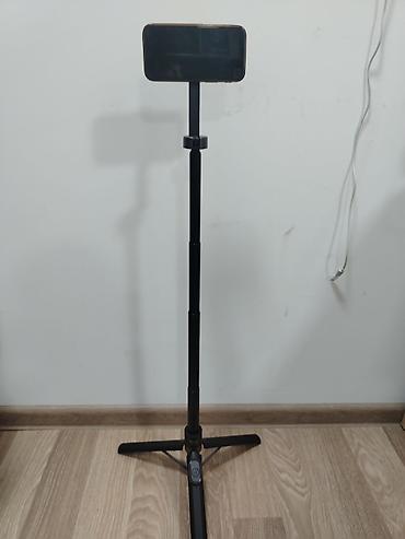 self portrate: Jmary KT-279 Selfie Stick Tripod - 2-si 1-də: selfi çubuğu və — 3