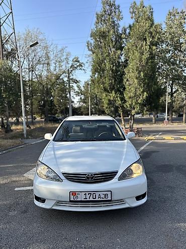 byd e2 2025: Toyota Camry: 2002 г., 2.4 л, Автомат, Бензин, Седан — 1
