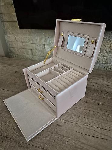 Kutije za odlaganje: Elegantna kutija/organizator za nakit - Materijal: spolja mekana — 5