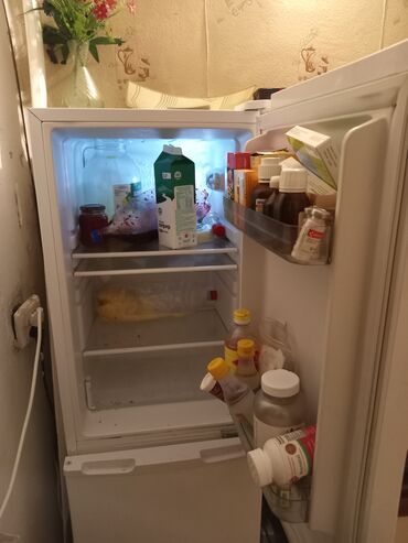 Холодильники: Холодильник Б/у, Двухкамерный, 60 * 170 * 40