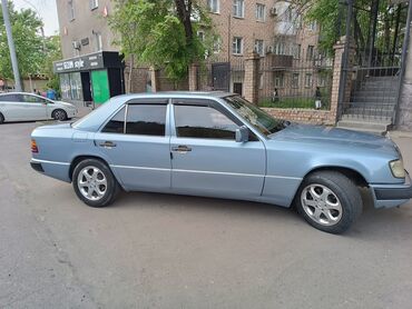 Mercedes-Benz: Mercedes-Benz W124: 1990 г., 2.3 л, Механика, Бензин, Седан