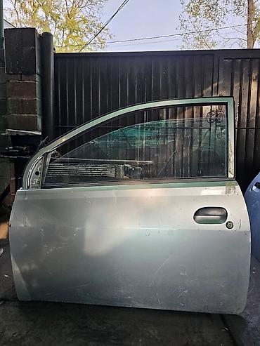 Двери и комплектующие: Дверь Передняя левая Daihatsu, Б/у, Оригинал — 2