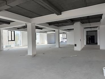 абдрахманова 130: СДАЁТСЯ В АРЕНДУ ПОМЕЩЕНИЕ 📍 Адрес: ул. Ахунбаева, 175/2 📌 Район — 1