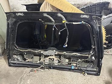 Другие детали кузова: Запчасти на Toyota Land Cruiser 200(дорестайлинг/рестайлинг — — 7