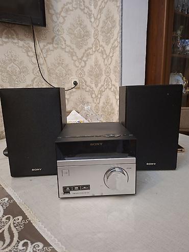 Musiqi mərkəzləri: Sony mini audio sistemi – kompakt və güclü iki akustik kolonka ilə — 1