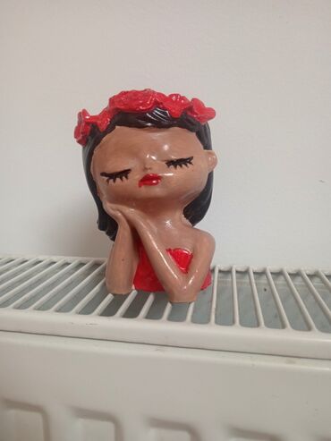 Figurice i makete: Ručno rađene dekorativne figurice devojčica sa venčićima od cveća – — 5