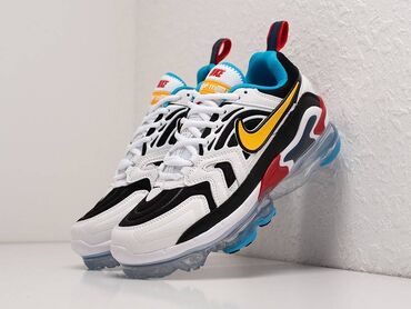 Sneakers & Athletic shoes: Nike, 41, color - Multicolored