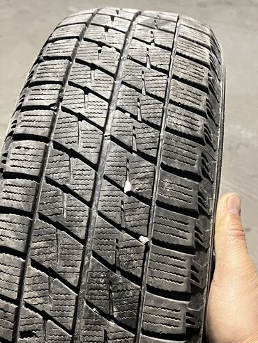 Шины: Шины 185 / 65 / R 15, Зима, Б/у, Комплект, Легковые, Япония, Bridgestone