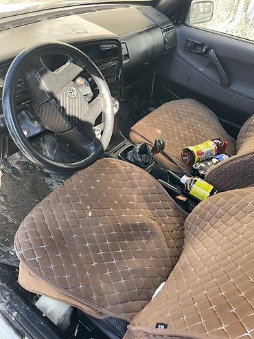 Volkswagen: Volkswagen Passat Variant: 1993 г., 1.8 л, Механика, Бензин, Универсал — 9