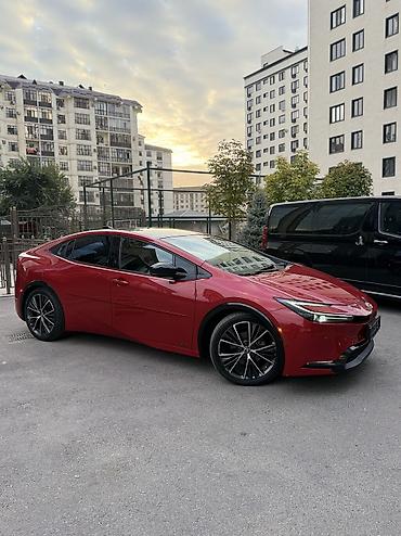 byd leopard: Toyota Prius: 2023 г., 2 л, Гибрид, Фастбек — 2