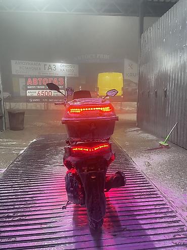 Скутеры: Макси-скутер 150 куб. см, Б/у — 21