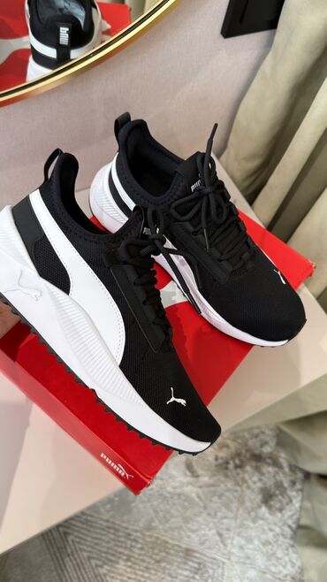женские светящиеся кроссовки: Кроссовки, 37, 39, Puma, Новый, цвет - Черный, Самовывоз, Платная доставка
