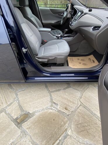 Chevrolet: Chevrolet Malibu – sedan Göy milyaner rəngli, Chevrolet Malibu. Vaxdi — 8