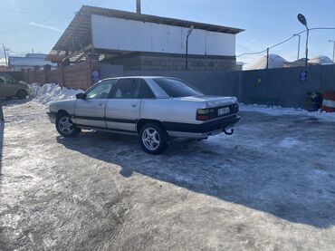 Audi: Audi 100: 1990 г., Механика, Седан — 4