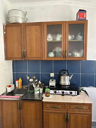 Другое оборудование для бизнеса: Продается: кухонный модуль+ кровать+шкаф+межкомнатные двери ( Чолпон — 3