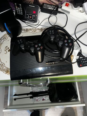 PS3 (Sony PlayStation 3): Playstation 3 slim 465 gb yaddas 35 Oyun Cox super vezyetde 2 denede A